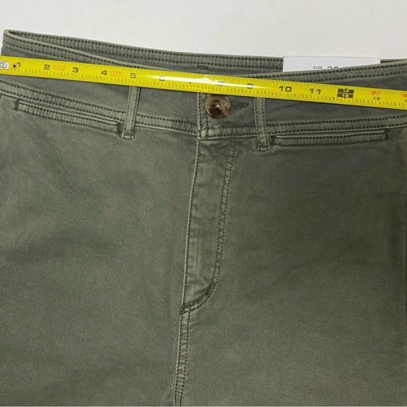 LOFT NWT Women’s Green High Waisted Slim Wide Leg Jeans Sz 26/2 - Picture 3 of 8